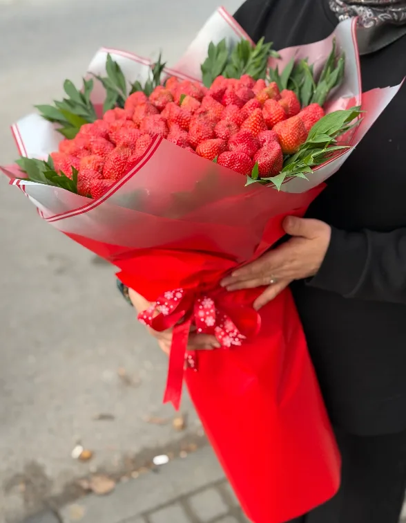 strawberry (main)